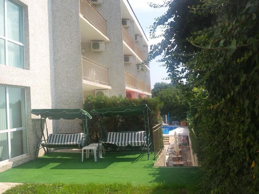Hotel Paradise Zlatni pjasătsi Eksteriør bilde